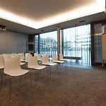 Hotell Saks Urban Design 4*