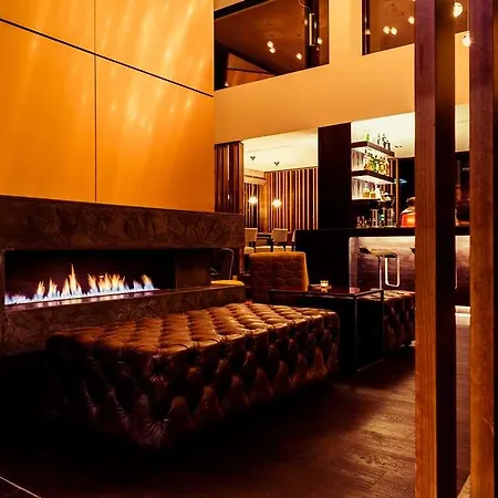 Hotel Saks Urban Design
