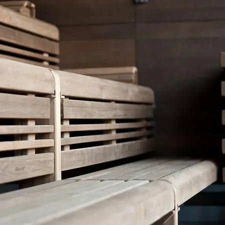 Hotel Saks Urban Design 4*