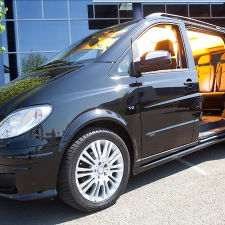 Saks Urban Design 4*