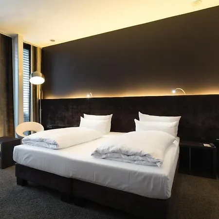 Saks Urban Design Отель 4*