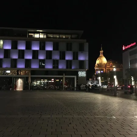 Saks Urban Design Hotel 4*