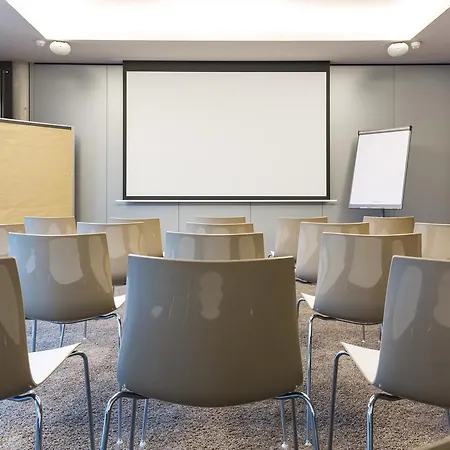 Отель Saks Urban Design Кайзерслаутерн