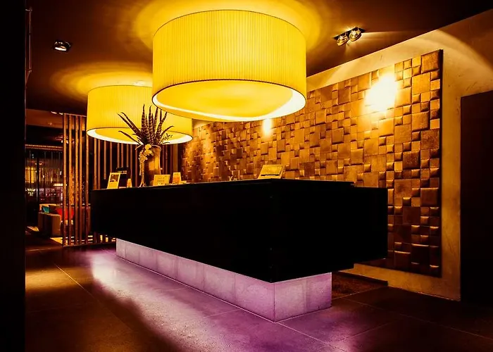 Saks Urban Design 4*