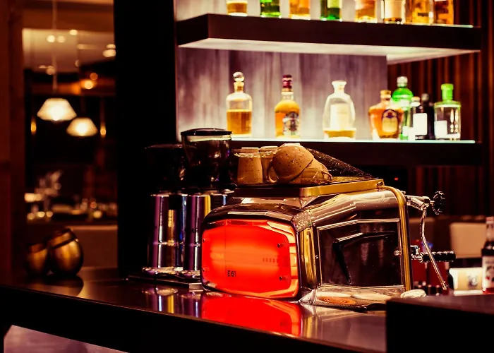 Saks Urban Design Hotel