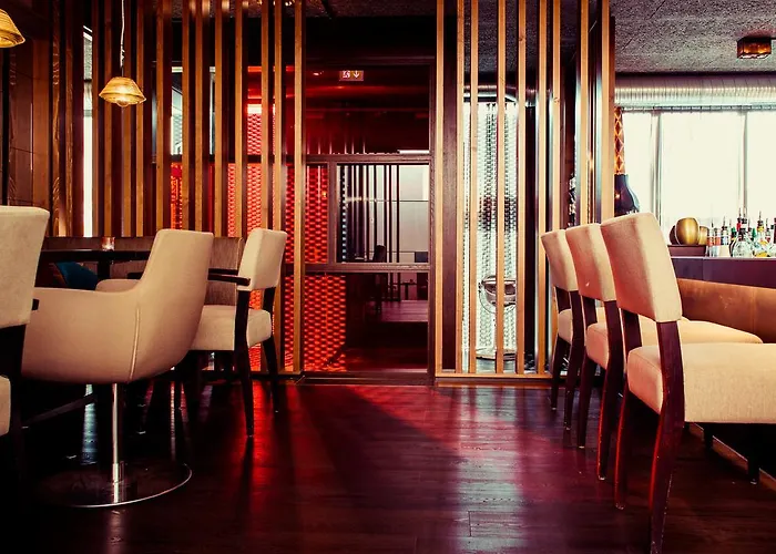 Saks Urban Design 4*